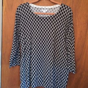 Old Navy Black/White Sweater XXL
