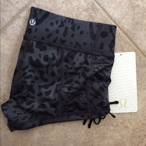 Lululemon Hot Hot Shorts