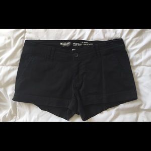 Mossimo low rise short shorts