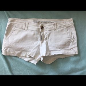 Mossimo low rise short shorts