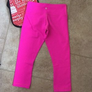 Lululemon Wunder Under Crop RVRS