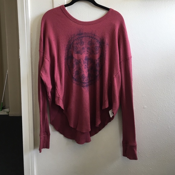 We The Free Graphic Long Sleeve - Picture 1 of 4