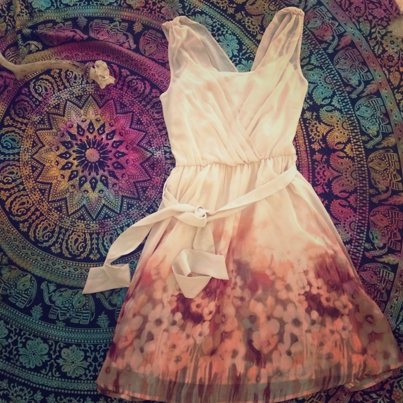 🍓 Lauren Conrad Pink Sun Dress ⭐️