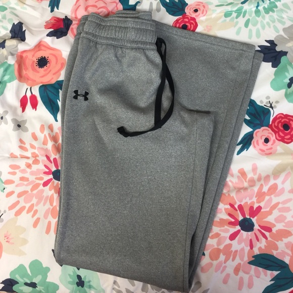 Gray UO sweatpants