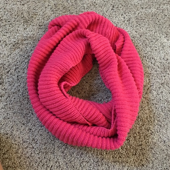 Infinity scarf