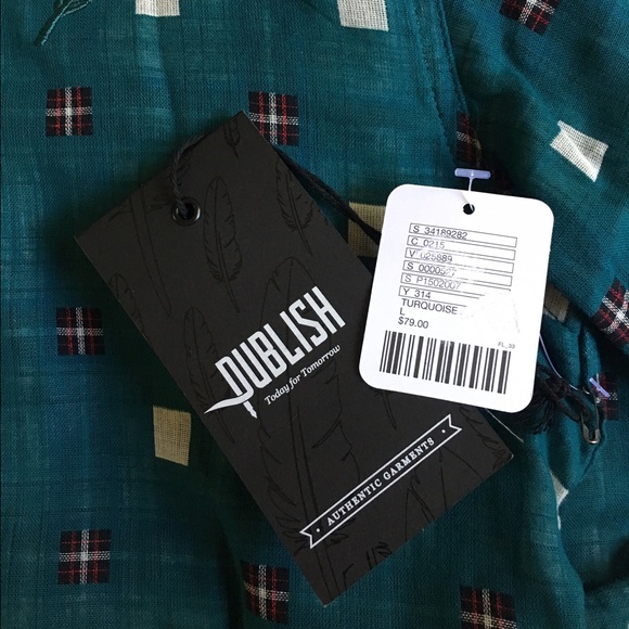 Men's Urban Outfitter Shirt - Picture 3 of 4