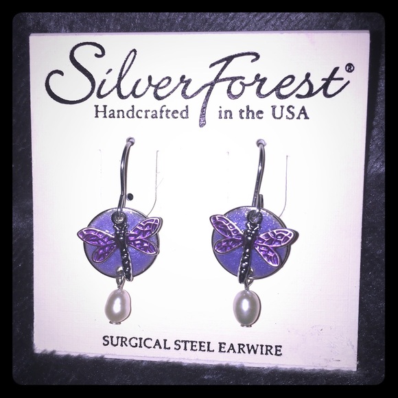 Dragonfly Pearl Earrings