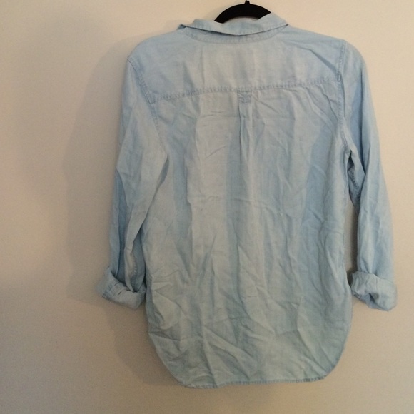 Light blue button down - Picture 2 of 3