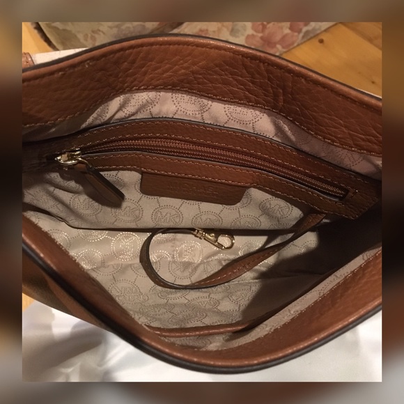 Michael Kors. - Picture 4 of 4