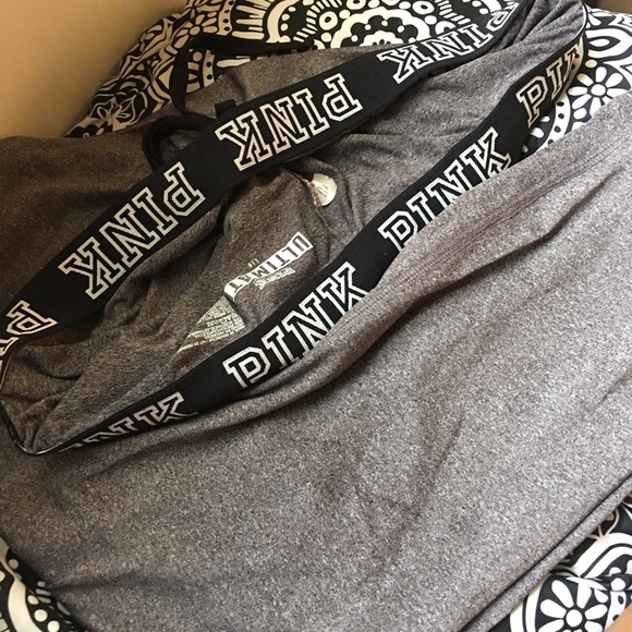 Love pink pants - Picture 2 of 4