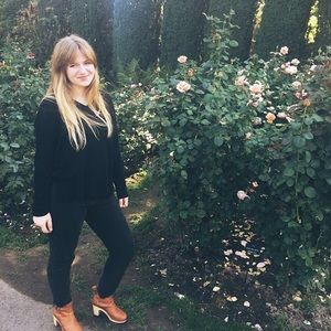 Meet your Posher, Ellie