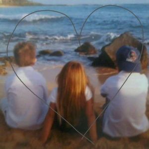 Meet your Posher, Laleinia