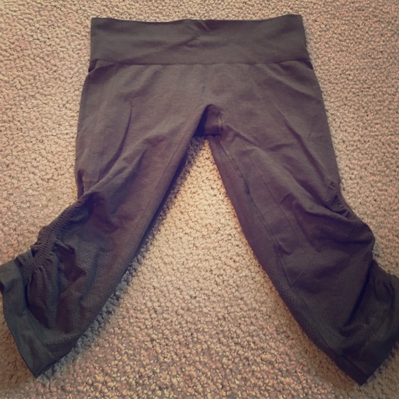 Genuine lulu lemon capris