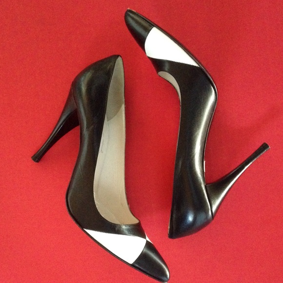 MARC JACOBS CLASSIC POINTY TOE HEEL  🍒VINTAGE