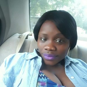 Meet your Posher, Brittney