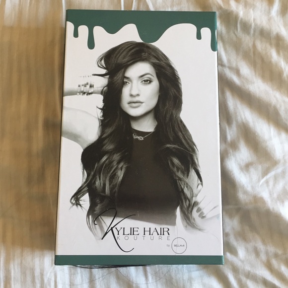 Kylie Hair Kouture 180g 20 inch Extensions