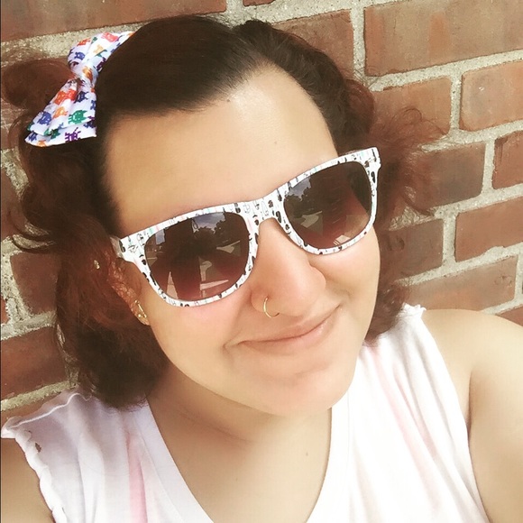 Meet your Posher, Defany