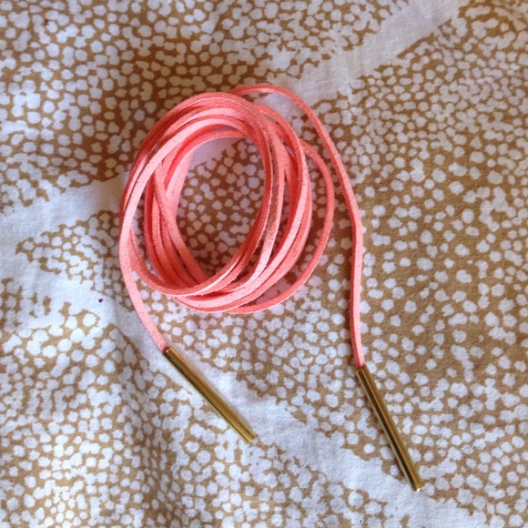 Peachy pink wrap choker vegan boho necklace - Picture 2 of 3