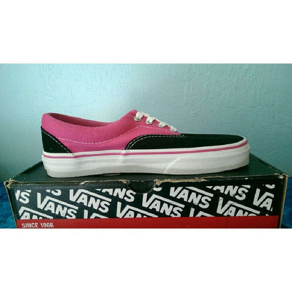 Vans shoes - Picture 1 of 2