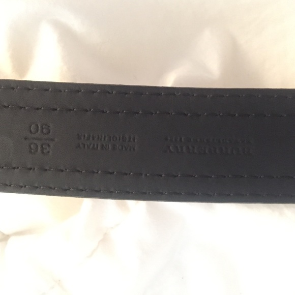 Authentic Burberry belt - Picture 3 of 3
