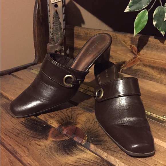 Women's Shoes