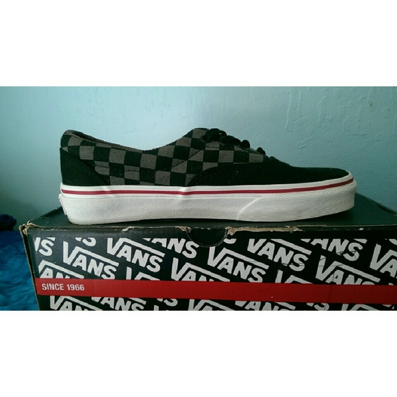 Vans shoes - Picture 1 of 2