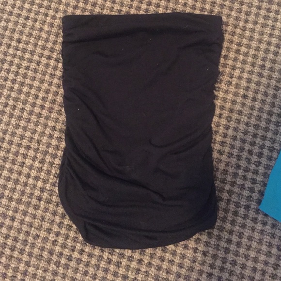 Forever 21 strapless black top