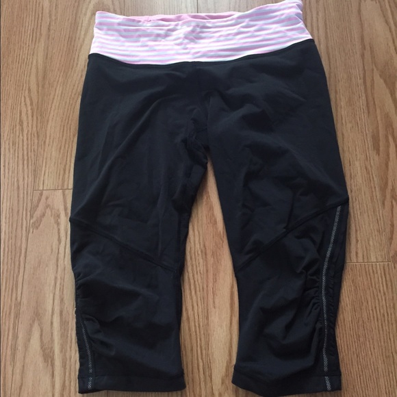 Lululemon workout capris