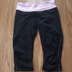 Lululemon workout capris