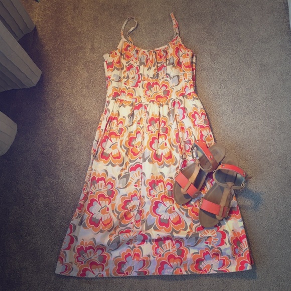Cute Floral GAP dress
