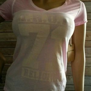 TRUE RELIGION Women's V-NECK T-SHIRT!!