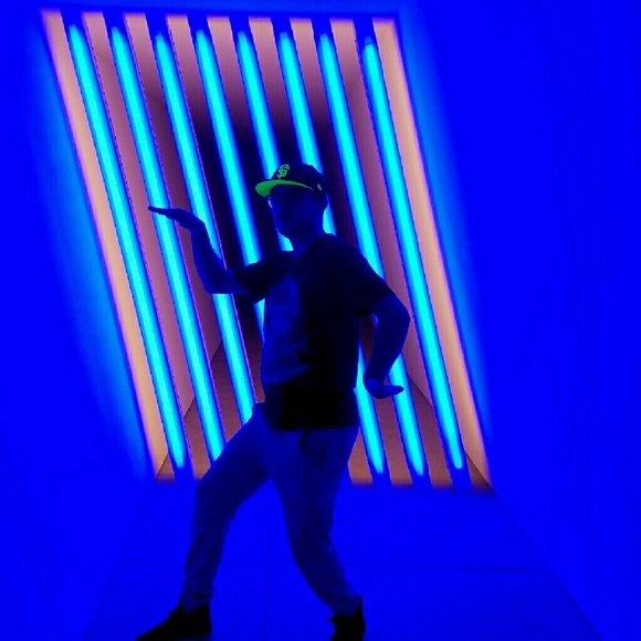 Meet your Posher, Nadim - Picture 3 of 4