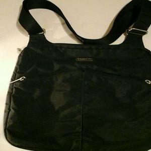 Baggallini nylon travel bag