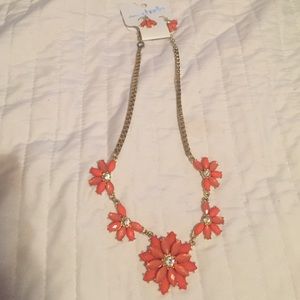 Orange flower necklace with matching earrings