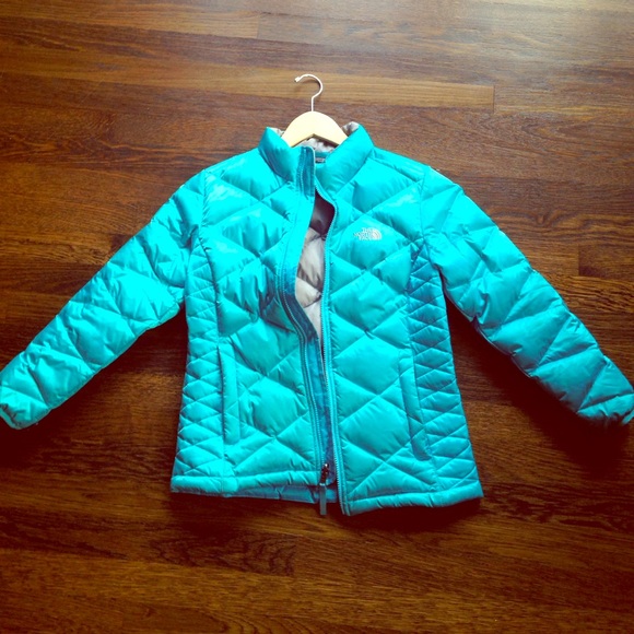 Girls Large teal North Face jacket