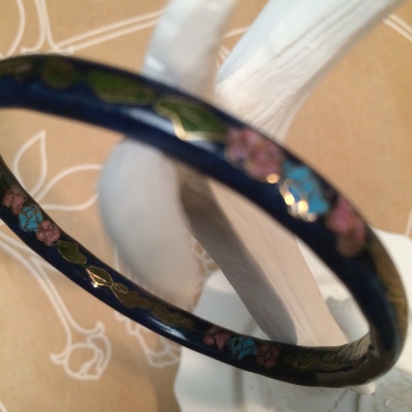 Vintage Chinese cloisonné enamel ceramic  bangle. - Picture 3 of 4