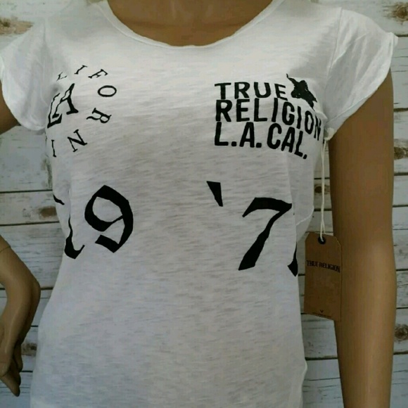 VERY CUTE WOMEN'S TRUE RELIGION SCOOP-NECK T-SHIRT