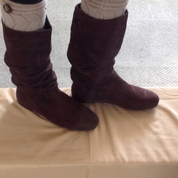 :) Shoes - Boots Brown Sz.9 Booties scrunched down BN COND.