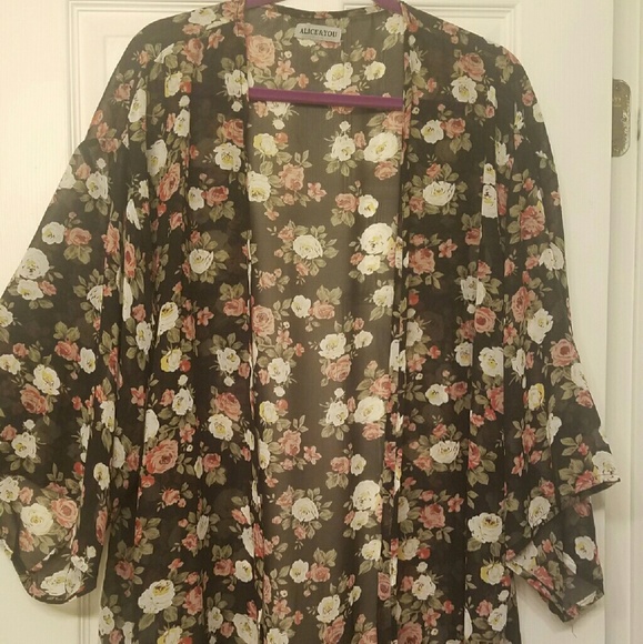 Alice and You Floral Print Kimono