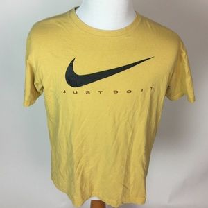 Men Large Nike Just Do It Yellow T-Shirt