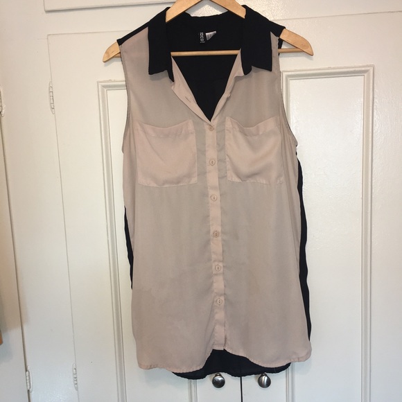 H&M Sleeveless Chiffon Collared Blouse