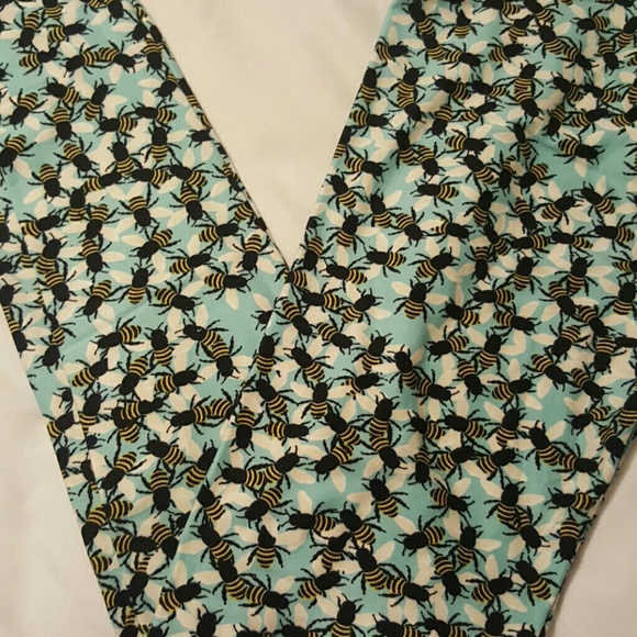 Lularoe leggings bees