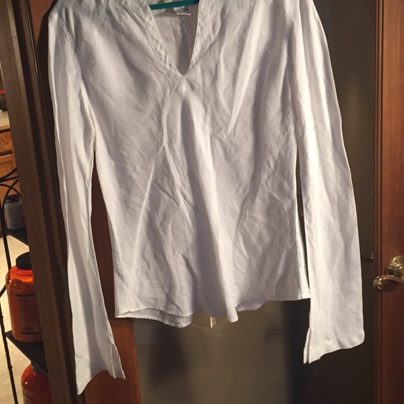 Gorgeous white linen Banana Republic blouse.