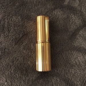 Charlotte Tilbury Hot Lips lipstick in "Kate Nude"