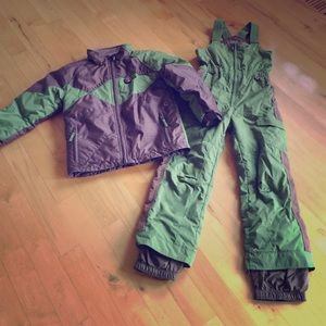 Obermeyer kids ski bibs and jacket.