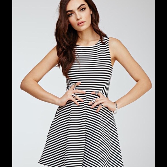 H&M Dresses & Skirts - H&M dress