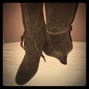 Brown wedge boots
