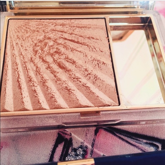 Estée Lauder Pure Color Heat Wave Highlighter - Picture 4 of 4