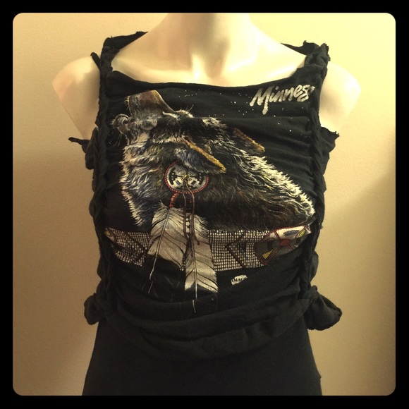 Urban Renewal Wolf Cropped Tank