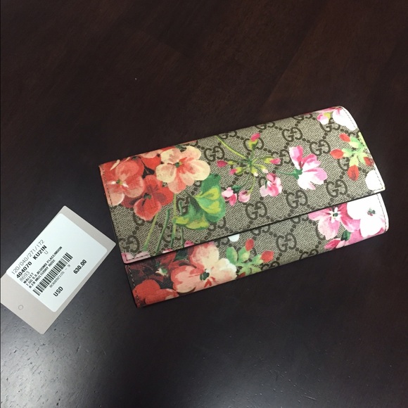 SOLD 🚫GUCCI GG BLOSSOM CONTINENTIAL WALLET⭐️